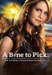 A Bone to Pick: An Aurora Teagarden Mystery